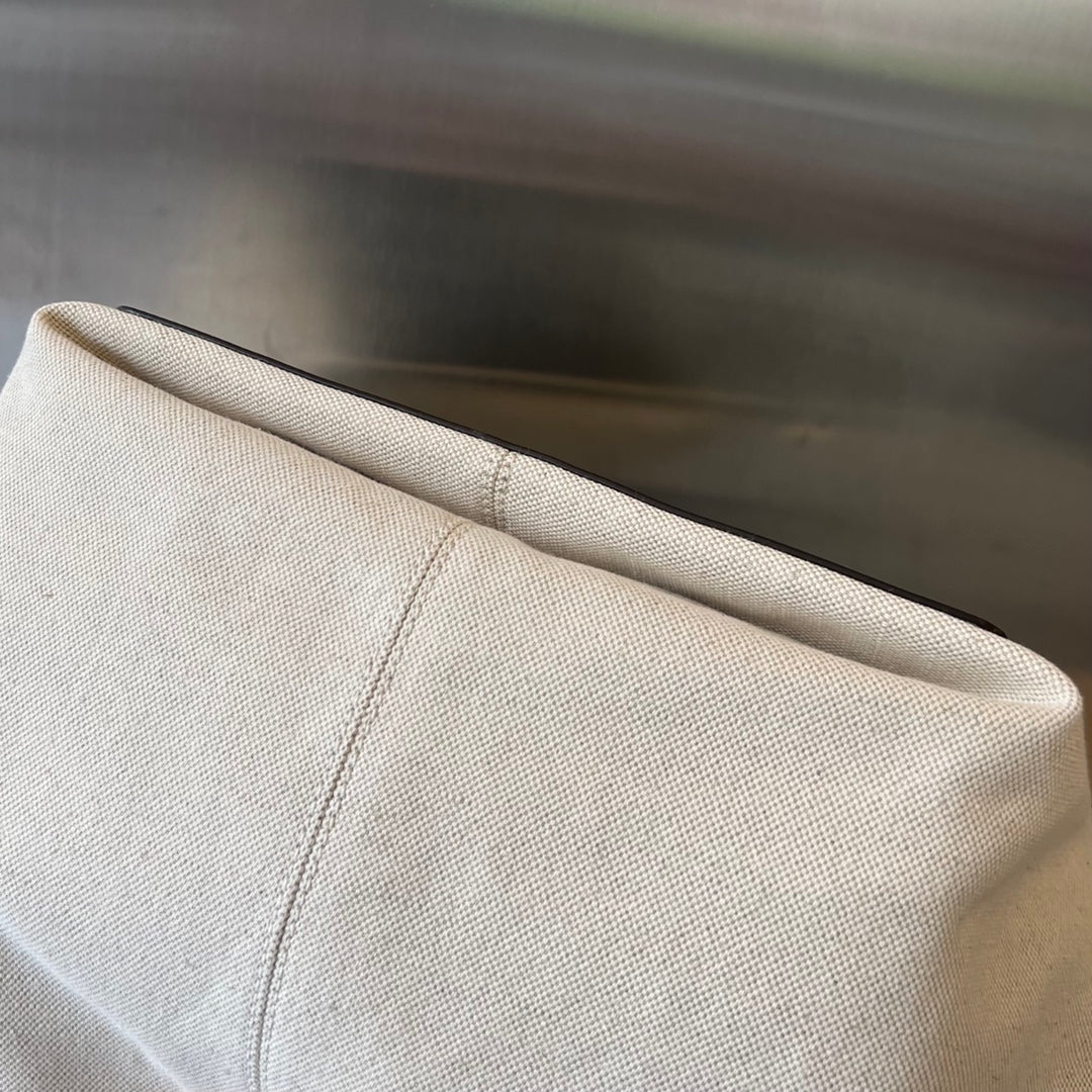 FLIP FLAP 30 IN WHITE CANVAS AND BLACK CALSKIN