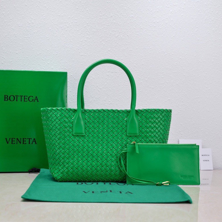Large Cabat 45cm Green Lambskin Ghw
