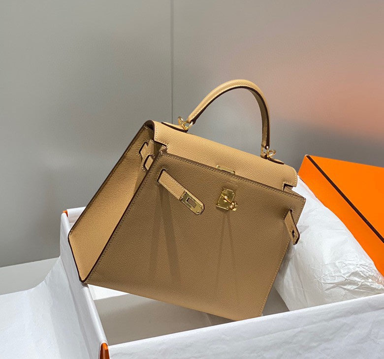 KELLY 25CM IN CHAI EPSOM CALFSKIN GOLD HARDWARE