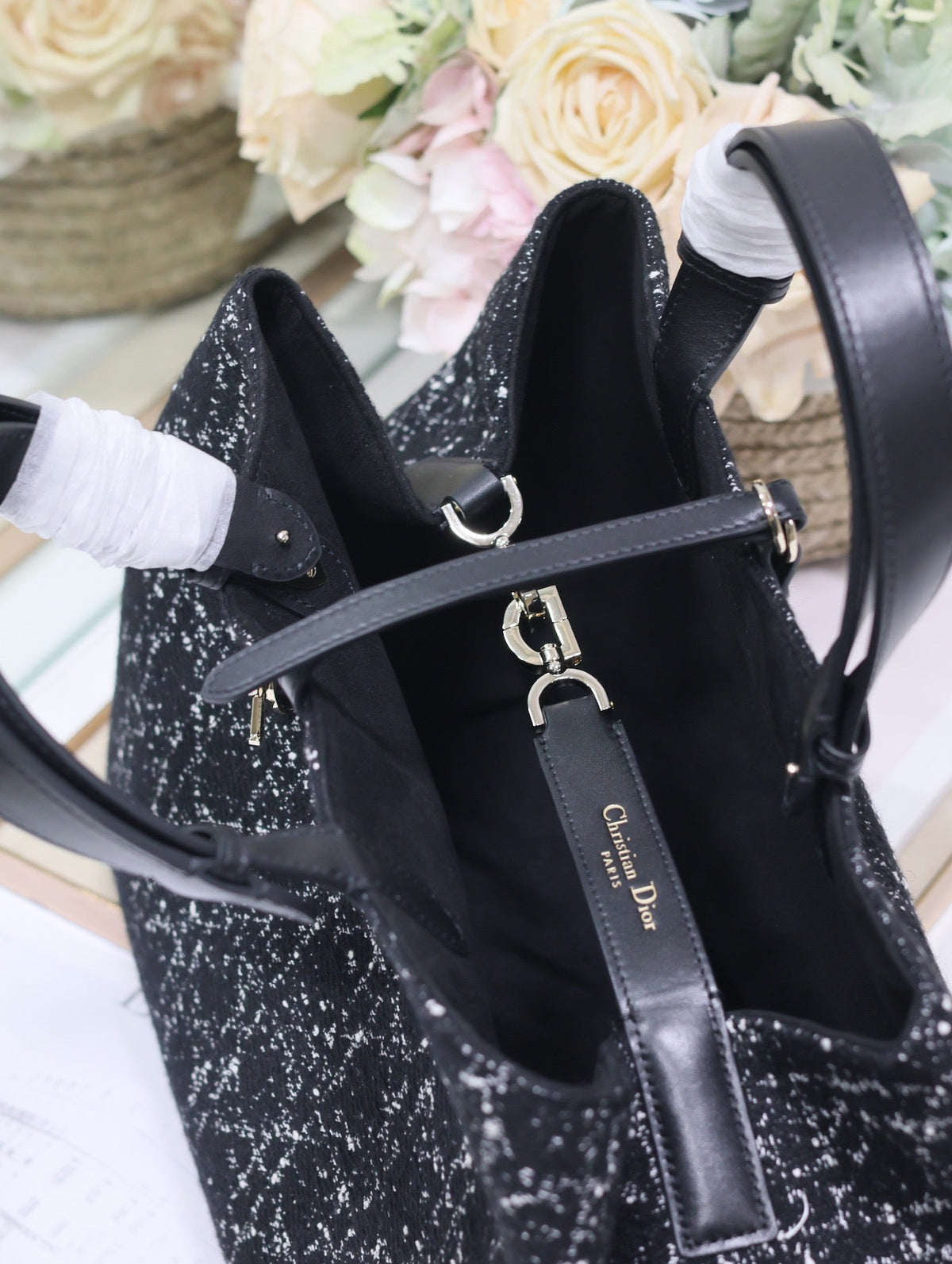 TOUJOURS BAG 37 IN BLACK MIX WHITE CANNAGE TWEED WITH GOLD HARDWARE