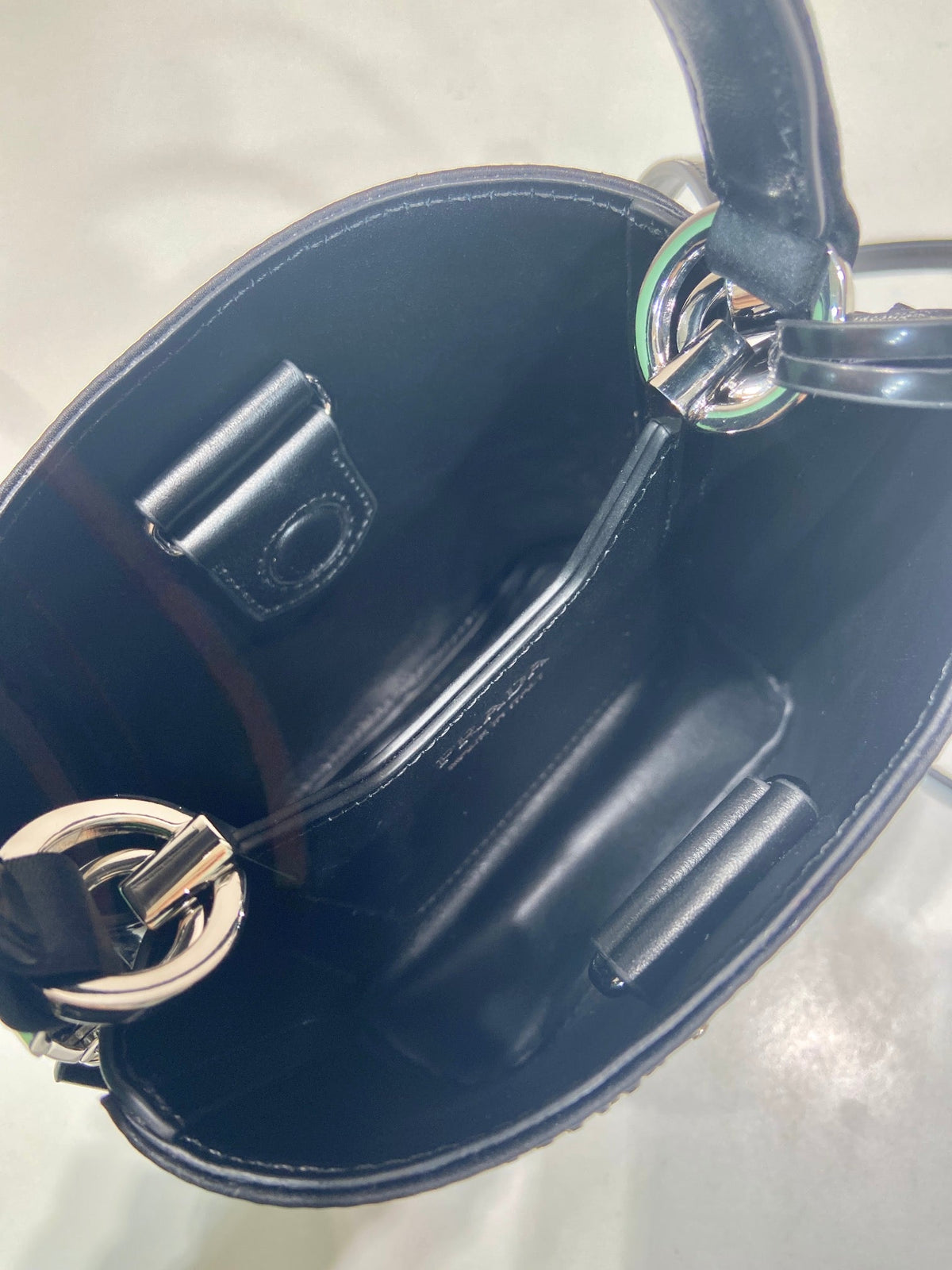 PANIER BUCKET BAG 16 IN BLACK CALFSKIN ATTACHED FULL CRYSTALS