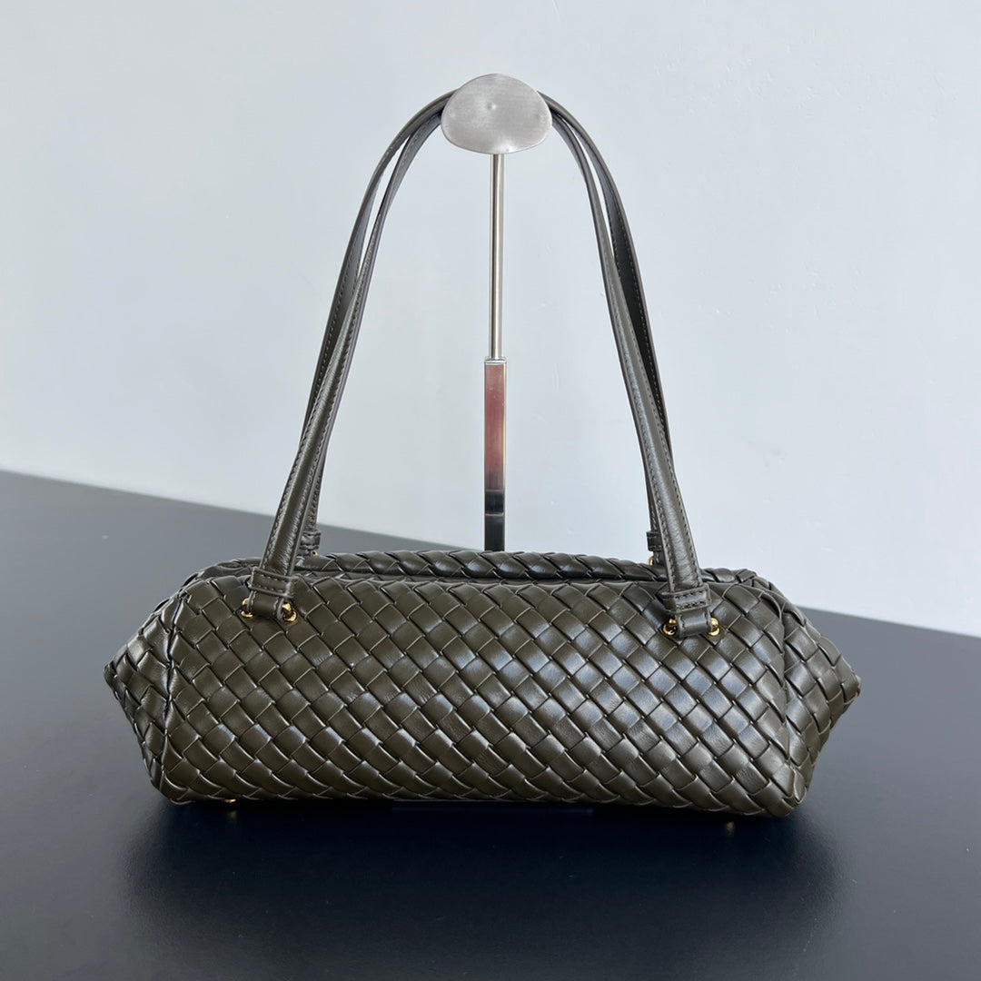 SHOULDER BAG 37 IN KELP LAMBSKIN