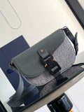 DIO Oblique Messenger Bag