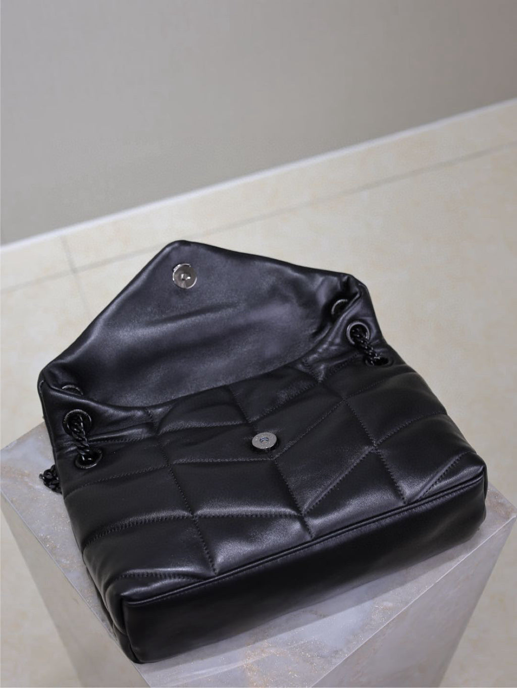 LOULOU PUFFER MEDIUM 29 IN ALL BLACK SHEEPSKIN BLACK HARDWARE