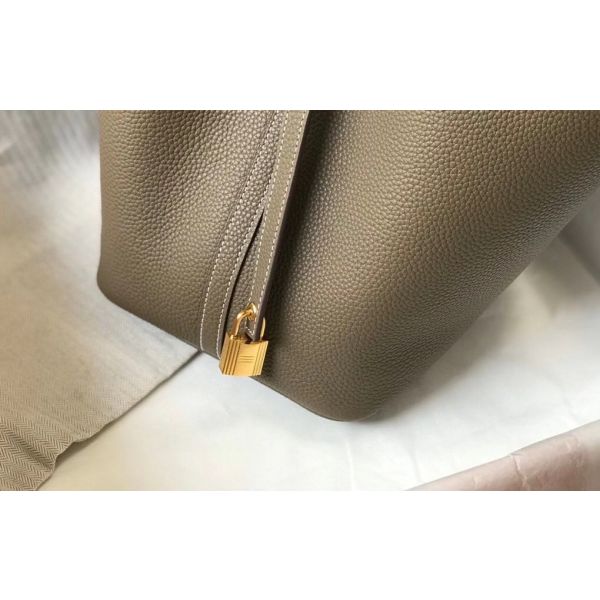 HERM Picotin Lock 22 Bag In Taupe Clemence Leather