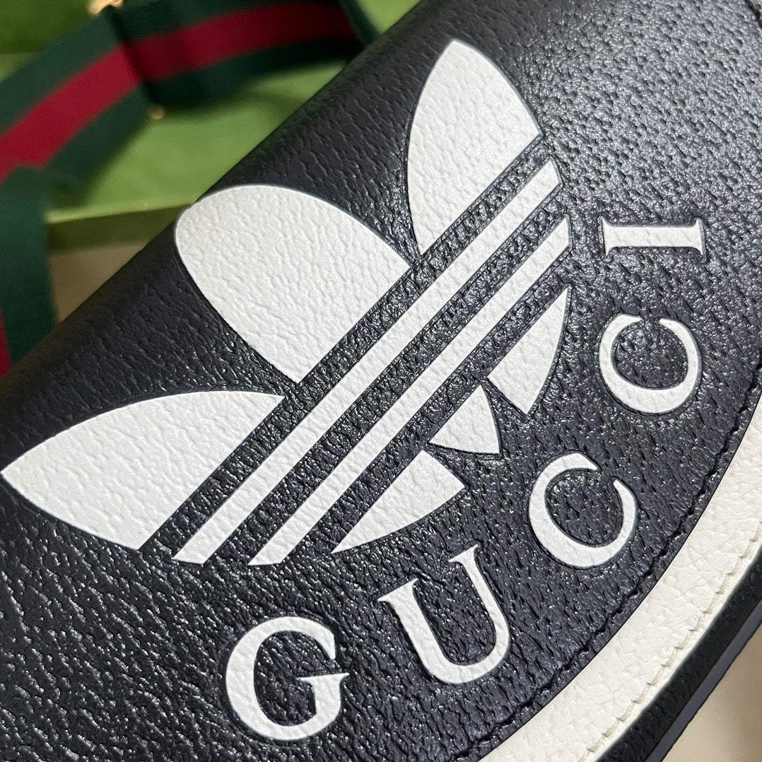 GUC Messenger Bag