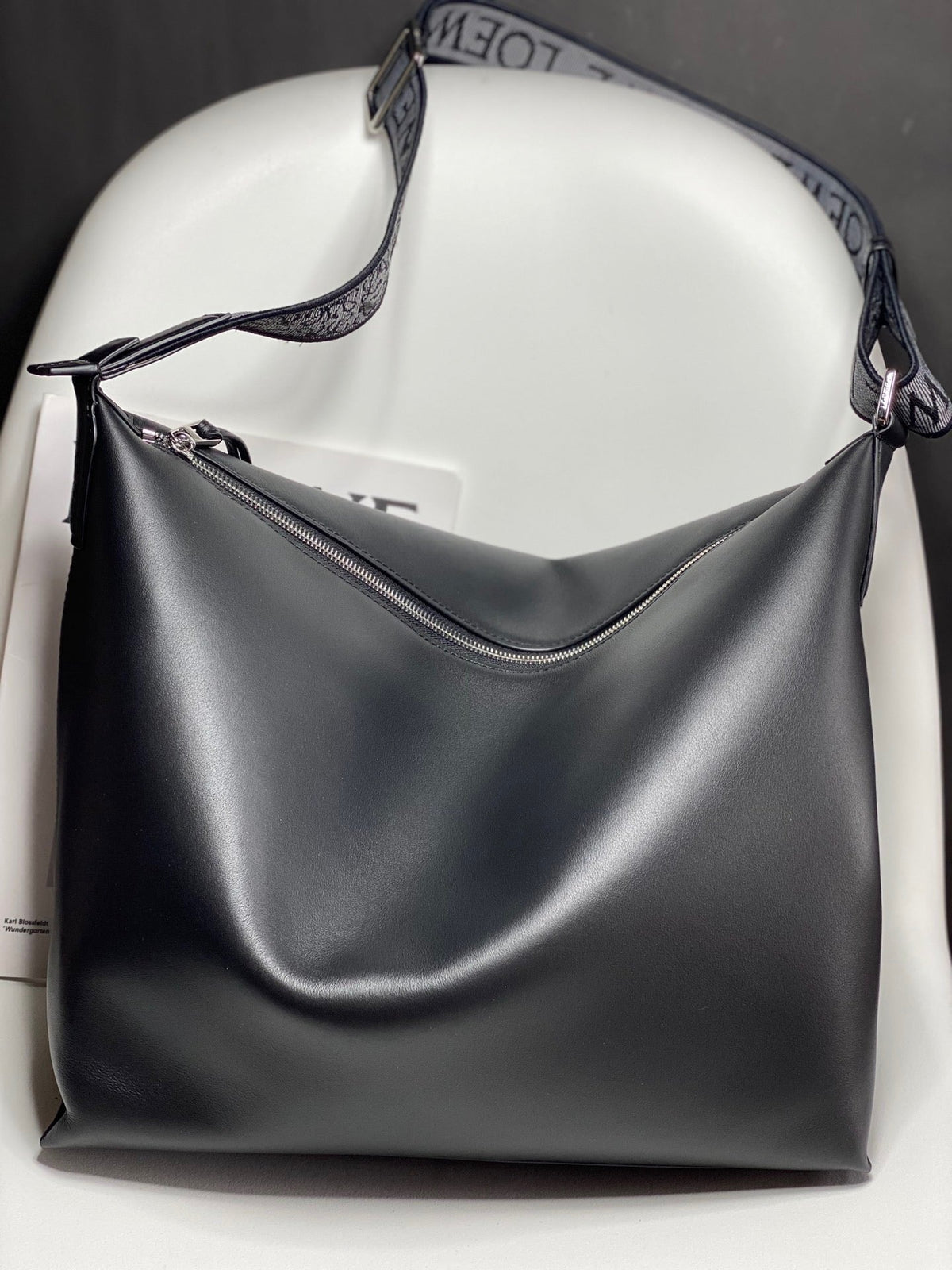 LO Messenger Bag