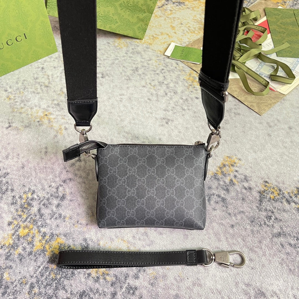 GUC Messenger Bag
