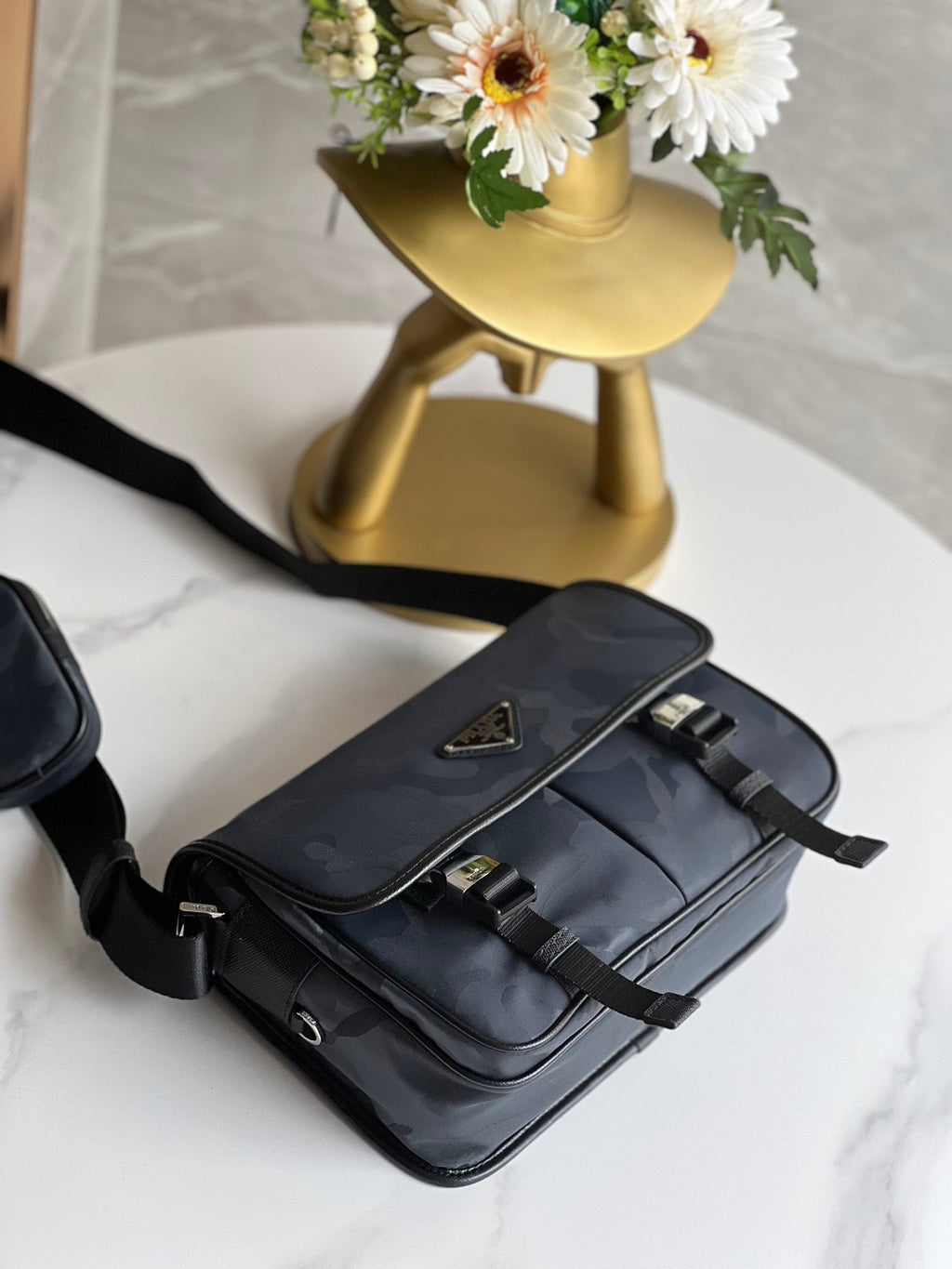 PRA Messenger Bag
