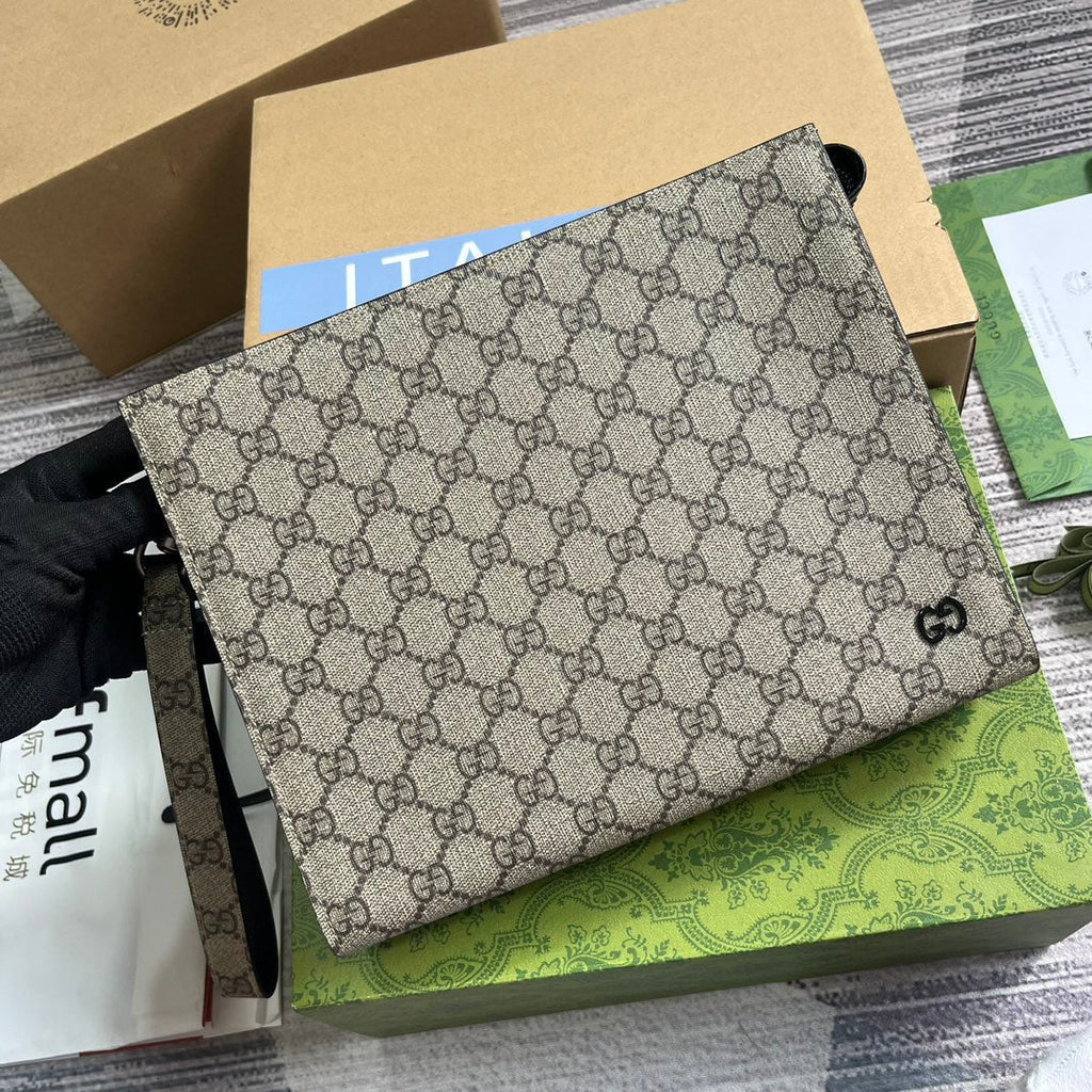 NEO VINTAGE 26 GG SUPREME POUCH IN BEIGE AND EBONY CANVAS