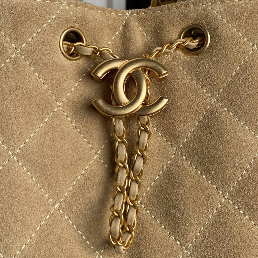 MEDIUM HANDBAG 40 IN OAT YELLOW SUEDE GOLD HARDWARE