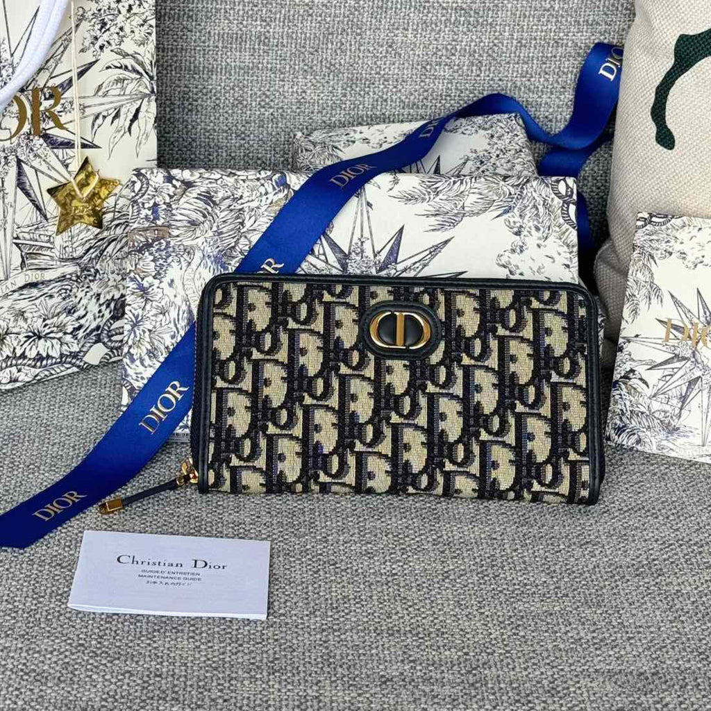 MONTAIGNE VOYAGEUR LONG WALLET 20 IN BLACK MONOGRAM OBLIQUE JACQUARD