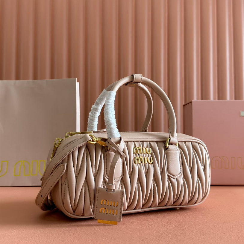 ARCADIE MATELASSÉ BAG 27 IN MISCHKA BEIGE LAMBSKIN