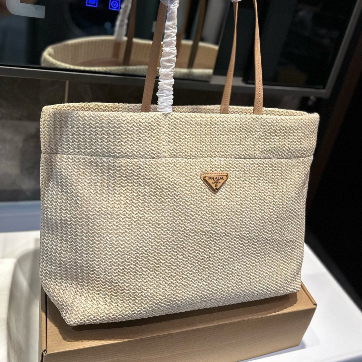 CROCHET TOTE BAG 38 IN BEIGE WOVEN RAFFIA BROWN CALFSKIN STRAP